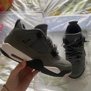 Jordan 4 “Cool Greys”